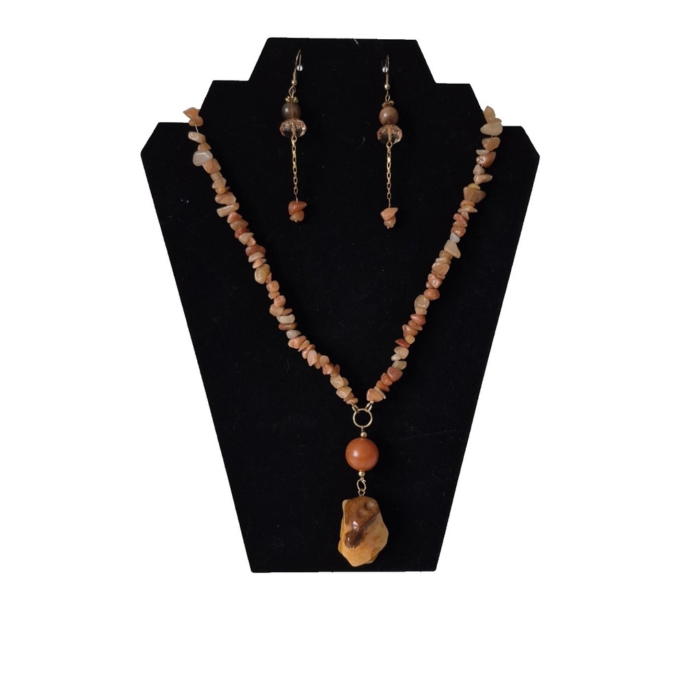 Orange‎ Stone Chip and Pendant Necklace with Dangle Earrings 18in Toggle Clasp